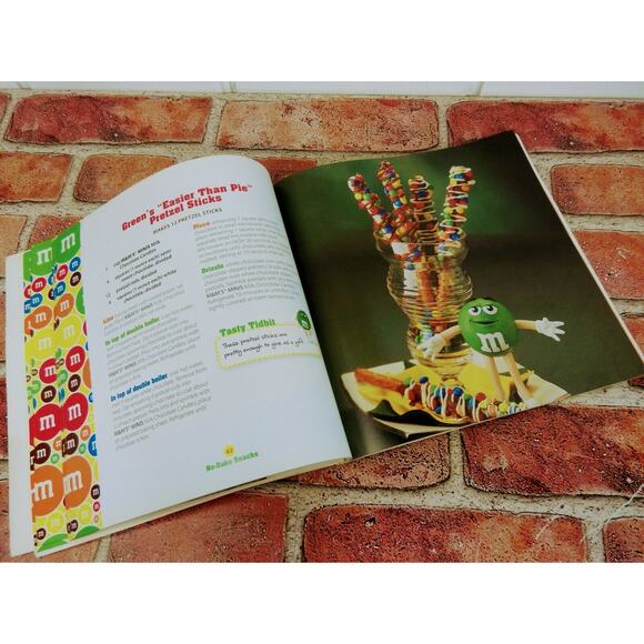 M&M's Fun Stuff Cookbook - Paperback 2013‎ - Colorful and Fun Dessert Recipes - Picture 4 of 13